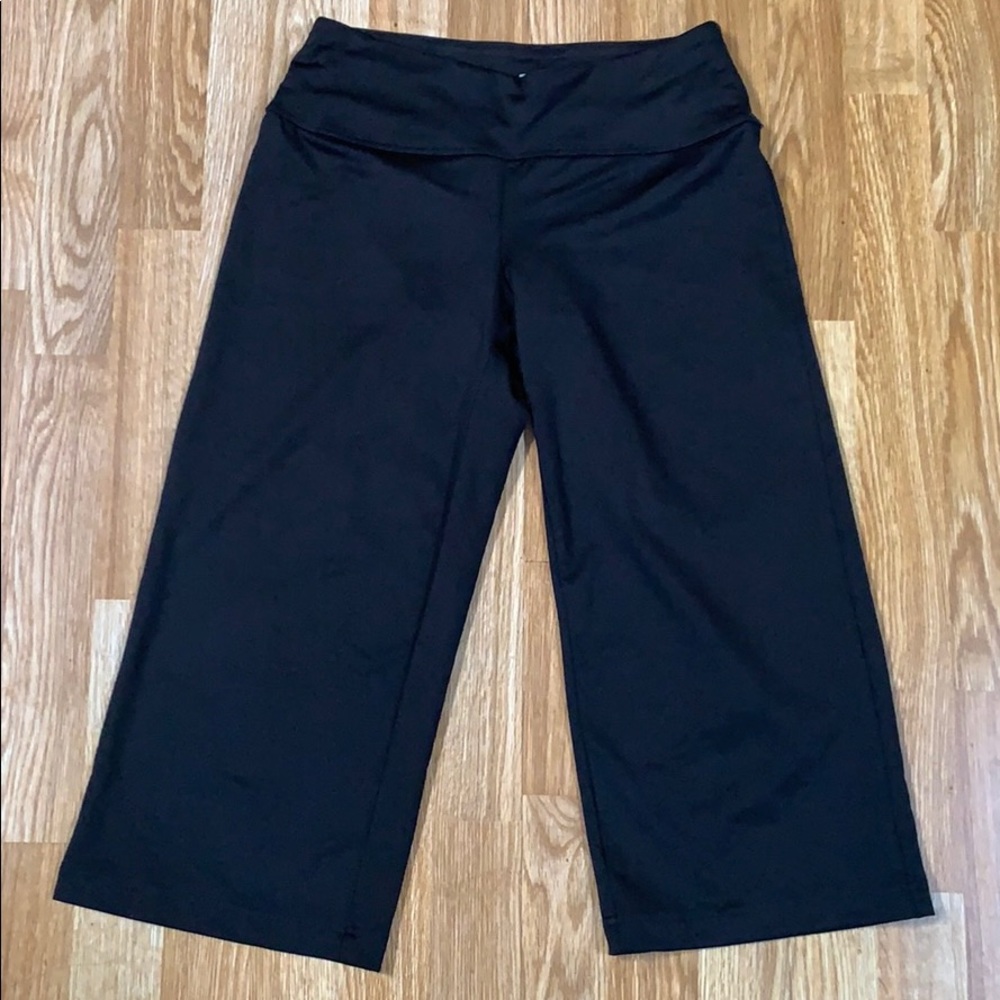 Zella wide leg crop workout pants, XS